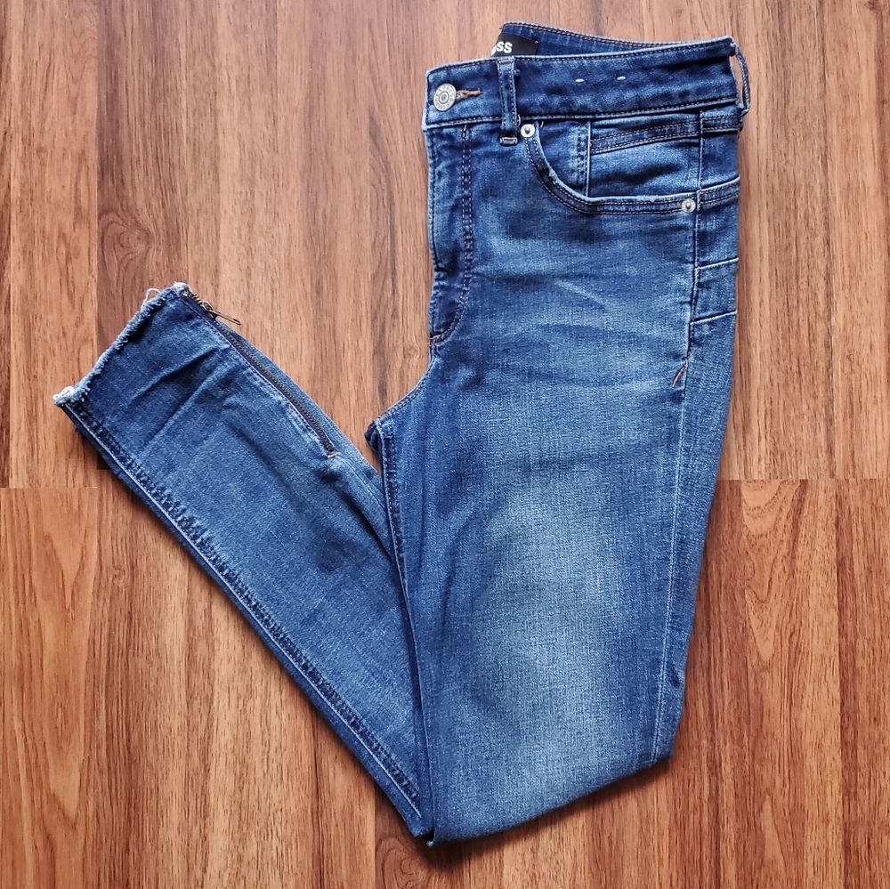 Express Denim Perfect Lift jeans